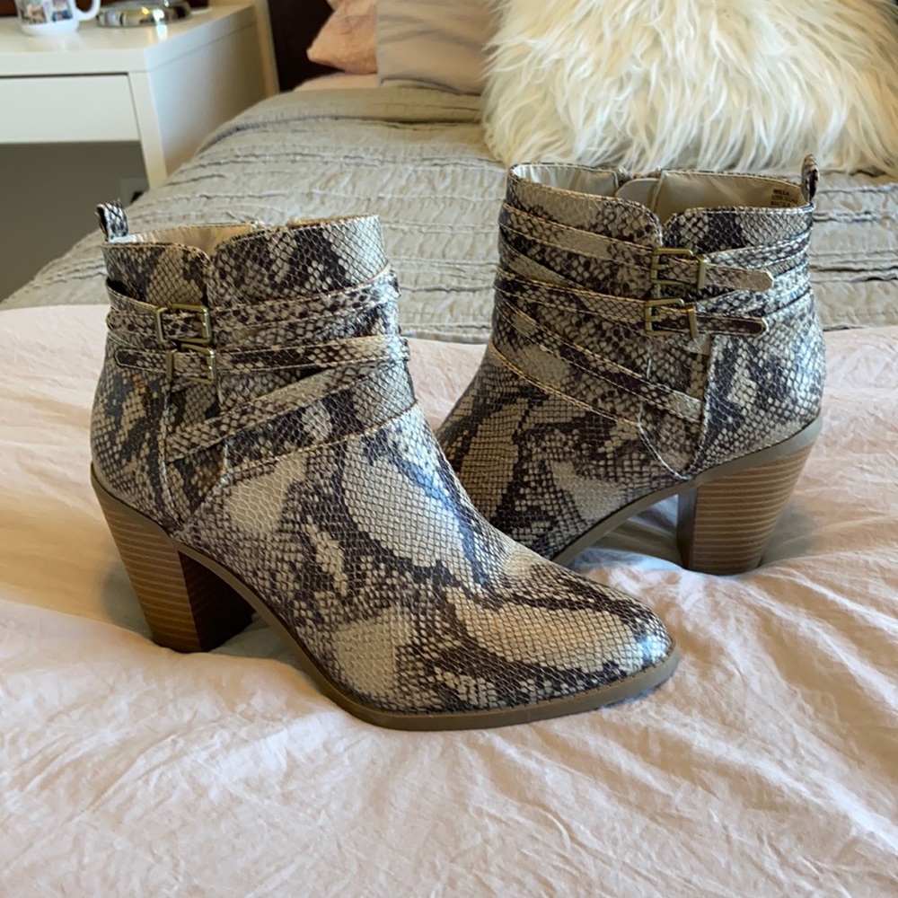 Snakeskin Just Fab Booties